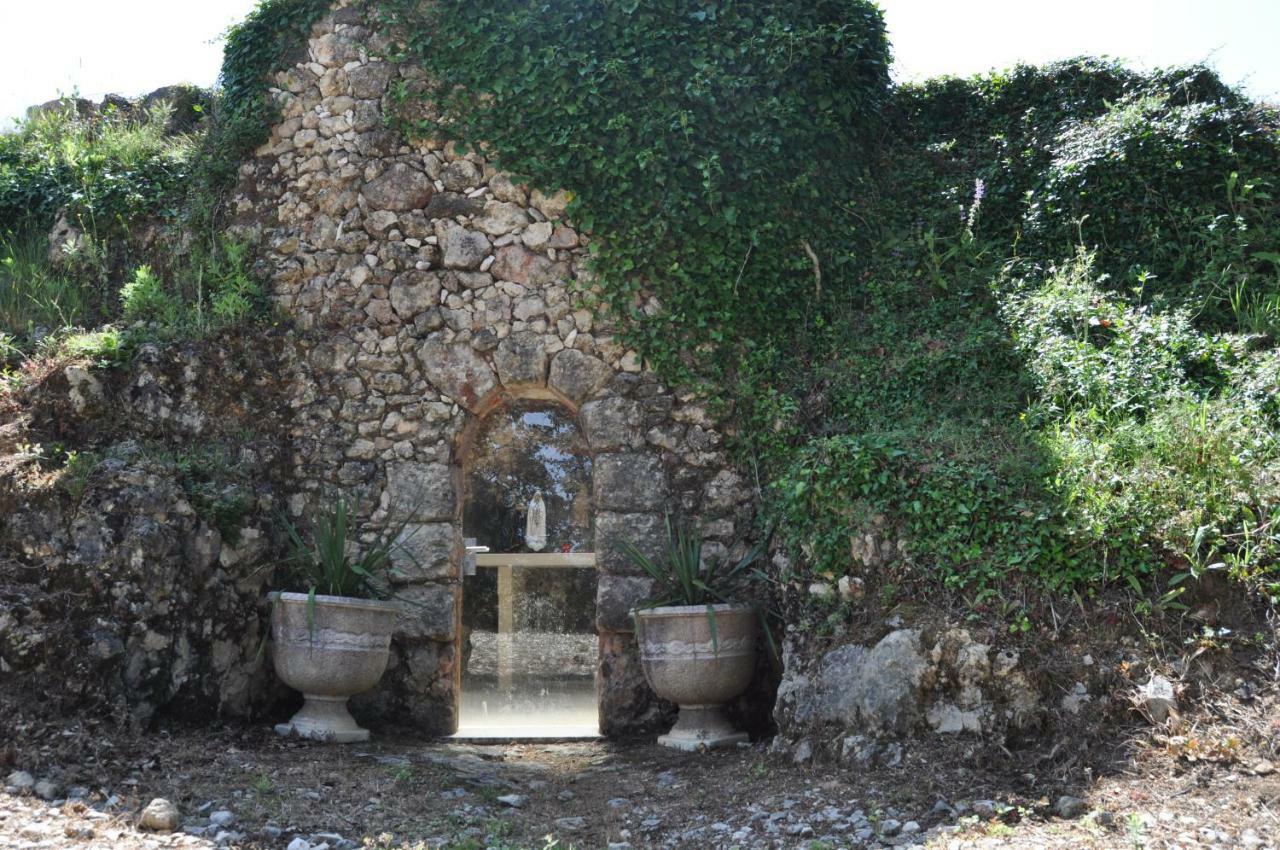 Quinta Da Serrana Ourem Exterior photo